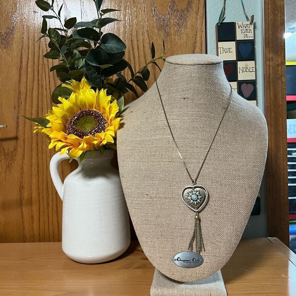 Lucky Brand Silver Faux Floral Reversible Accent Necklace NWOT #LBNK7